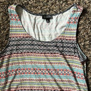The Limited Tank Size Medium - Like New Condition